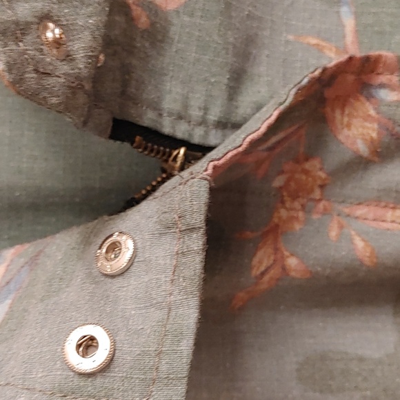 Women's Jealous Tomato Green Cammo Floral Utility Jacket Size Small - Picture 14 of 16